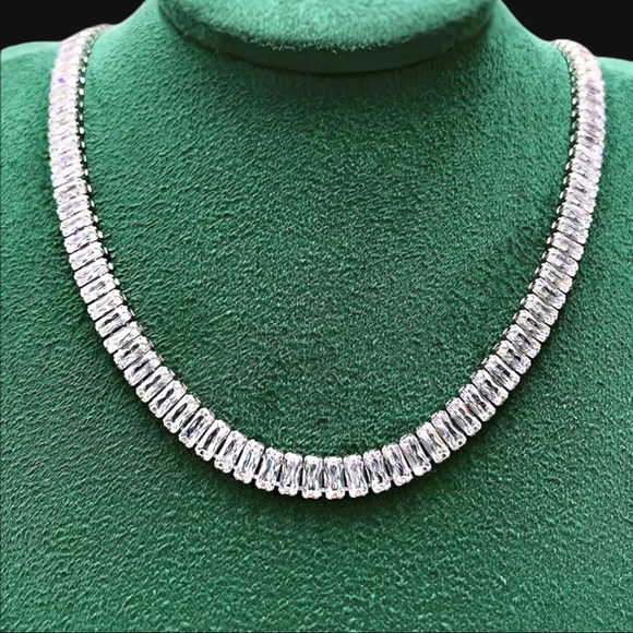 Lab Diamond Tennis Necklace The Larynah - Picture 7 of 14